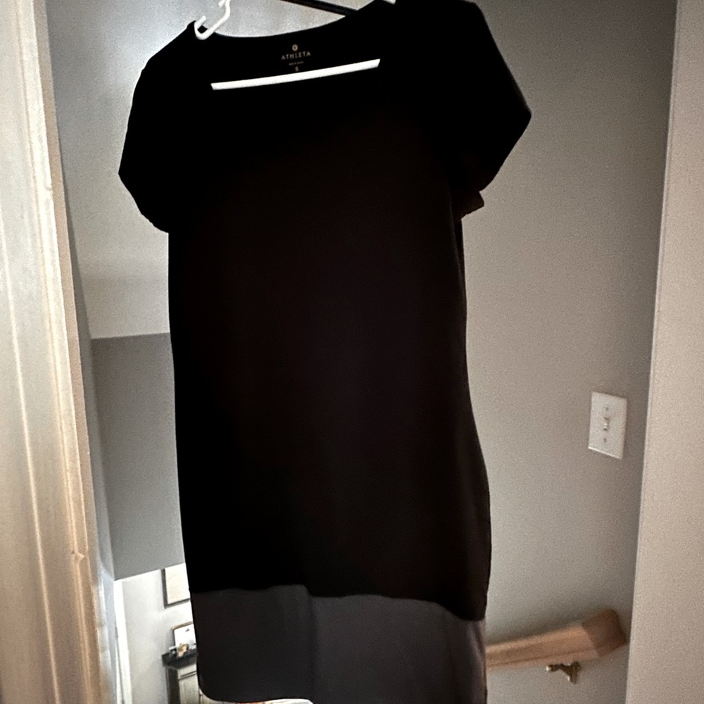 Athleta T-Shirt Dress - Size Small Womens